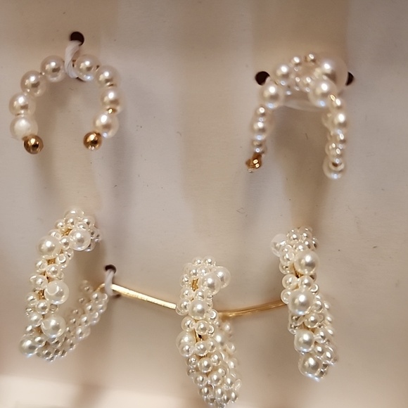 ZARA Pack of Pearl Earcuffs - Picture 9 of 14
